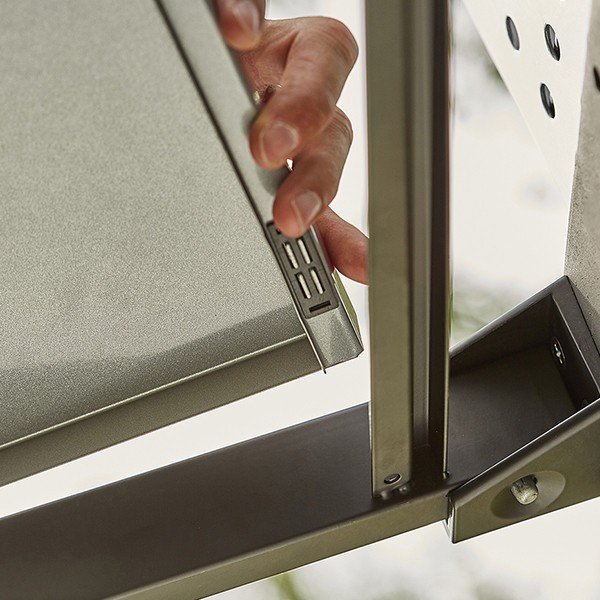 EASY 60 - Eenvoudige en innovatieve houtskoolbarbecue