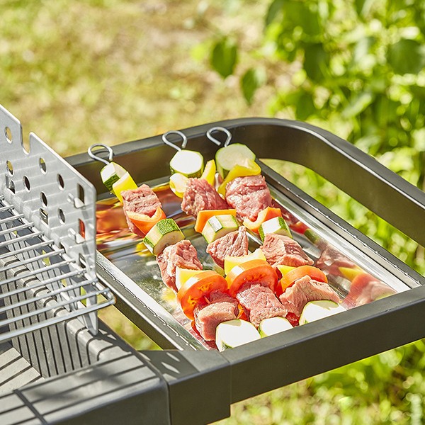 EASY 60 - Eenvoudige en innovatieve houtskoolbarbecue