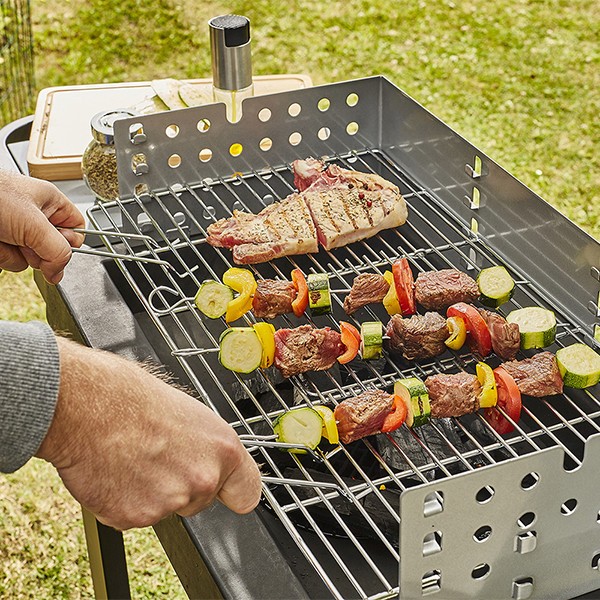 EASY 60 - Eenvoudige en innovatieve houtskoolbarbecue